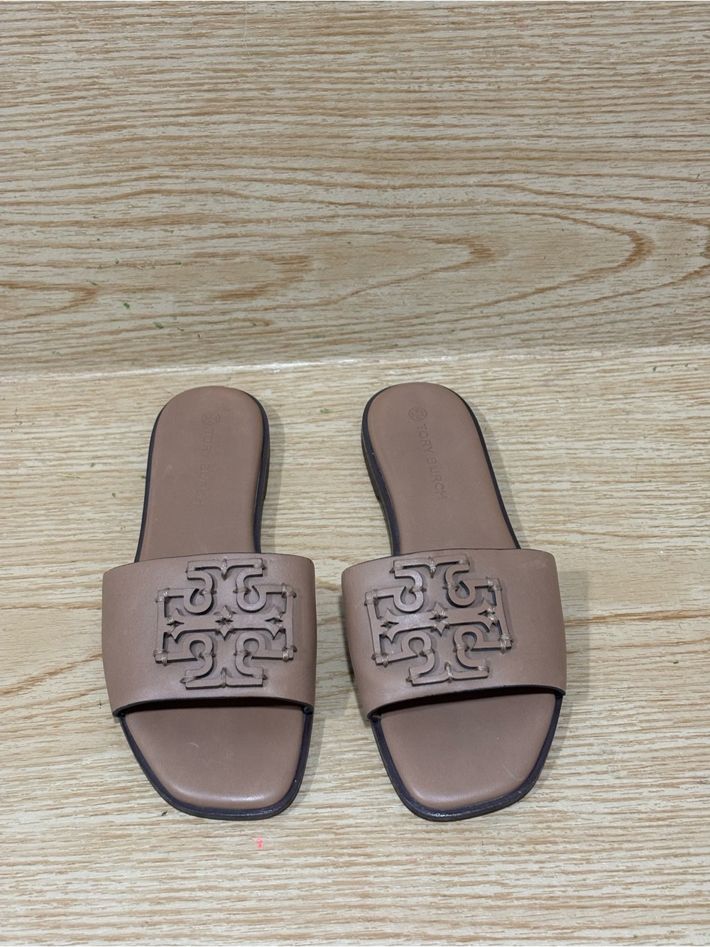 TORY BURCH Womens Ines Logo Leather Slide Flat Sandal